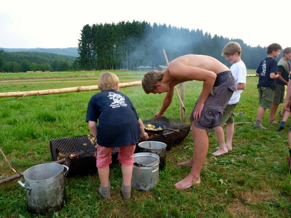 Sint-Martinus den XIIde - Kamp Curfoz Welpen Kiewit 2013